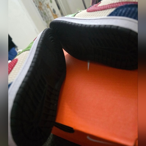 Nike Multicolor Kids Sneakers - Picture 6 of 16